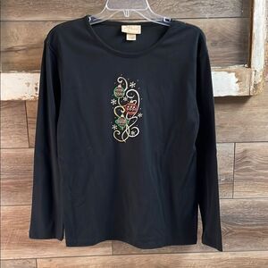 M & C SPORTSWEAR Vintage Womens Long Sleeve Top Embroidered Christmas Holiday